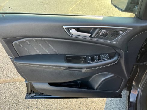 Used 2020 Ford Edge ST w/ Equipment Group 401A image 12