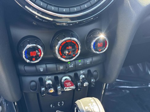 Used 2016 MINI Cooper S image 23
