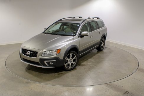 Used 2015 Volvo XC70 T6 Premier Plus image 1