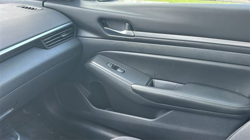 Used 2022 Nissan Altima 2.5 SV image 27