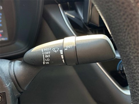 Used 2022 Toyota Corolla LE image 25