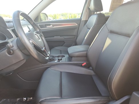 Used 2019 Volkswagen Atlas SE image 16