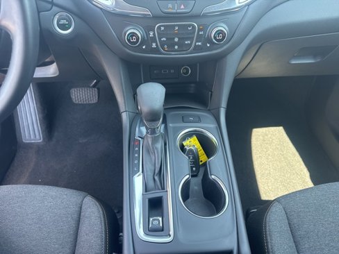 Used 2024 Chevrolet Equinox LT image 13
