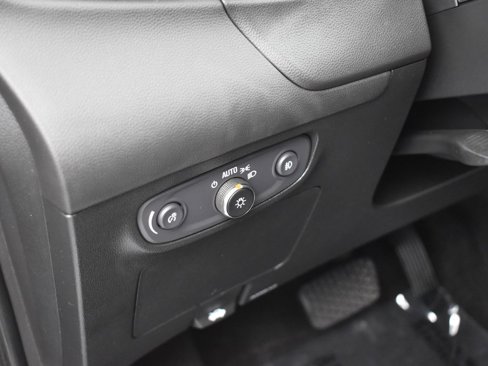 Used 2023 Buick Encore GX Preferred w/ Cold Weather Comfort Package image 10
