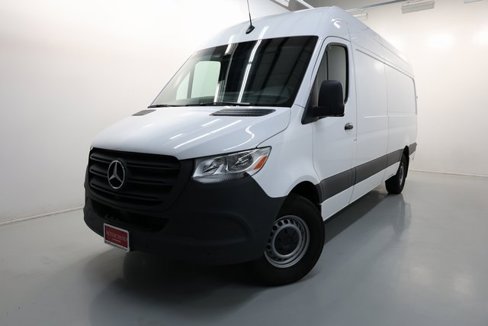 Used 2024 Mercedes-Benz Sprinter 2500 image 44
