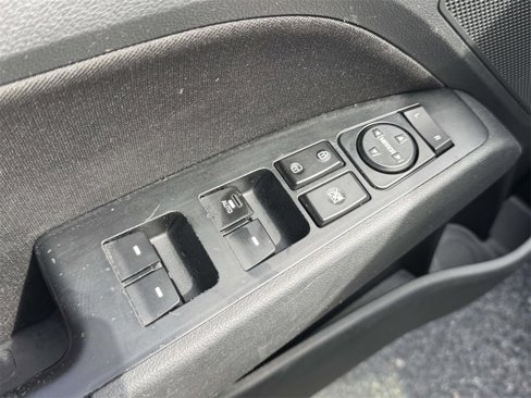 Certified 2020 Hyundai Elantra Value Edition w/ Cargo Package (C1) image 16