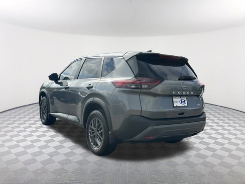Used 2023 Nissan Rogue S image 9