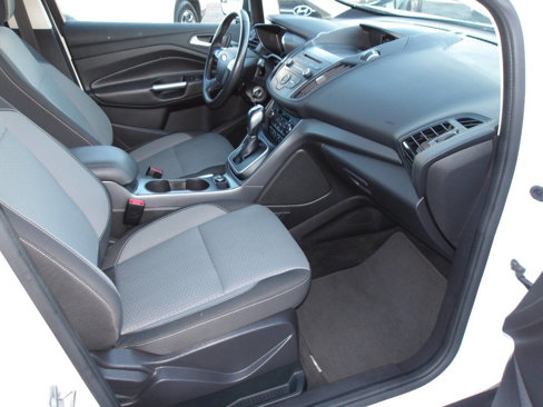 Used 2017 Ford C-MAX SE image 24