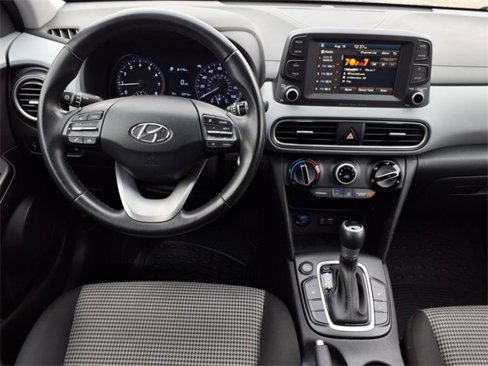 Used 2020 Hyundai Kona SEL image 13