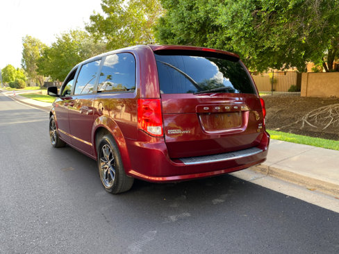 Used 2018 Dodge Grand Caravan GT image 62