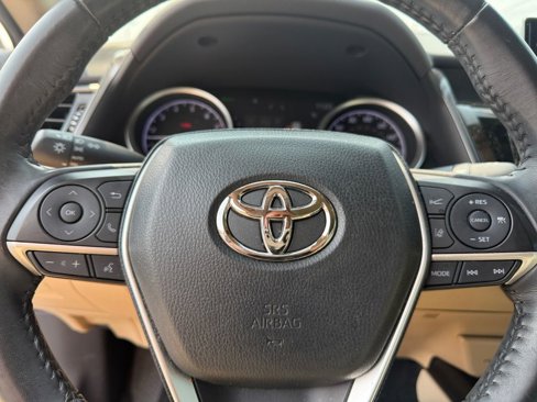Certified 2022 Toyota Camry XLE w/ Navigation Package image 29