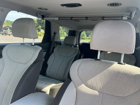 Used 2021 Hyundai Palisade SEL w/ Convenience Package image 2