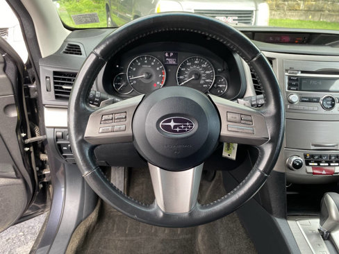 Used 2011 Subaru Outback 2.5i Premium image 15