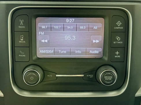 Used 2021 RAM 1500 Classic SLT image 14