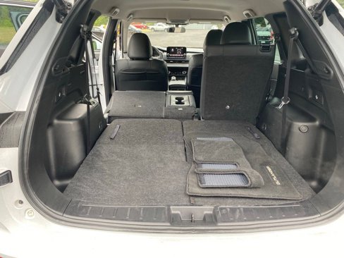 Used 2023 Mitsubishi Outlander SE image 18
