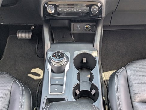 Used 2023 Ford Escape Platinum image 18