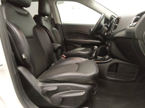 Used 2019 Jeep Compass Altitude image 21