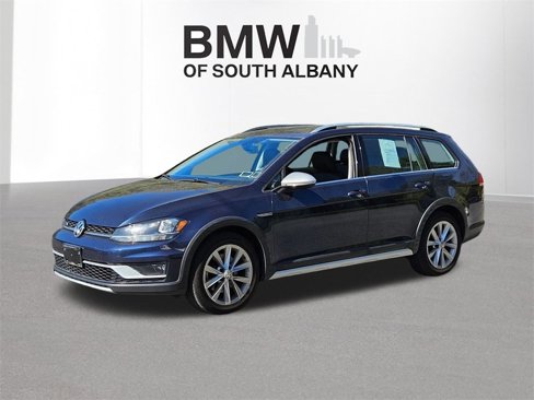 Used 2018 Volkswagen Golf Alltrack S image 8