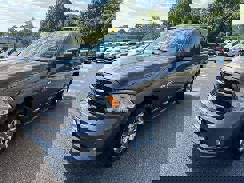 Certified 2019 RAM 1500 Express w/ Express Value Package image 6
