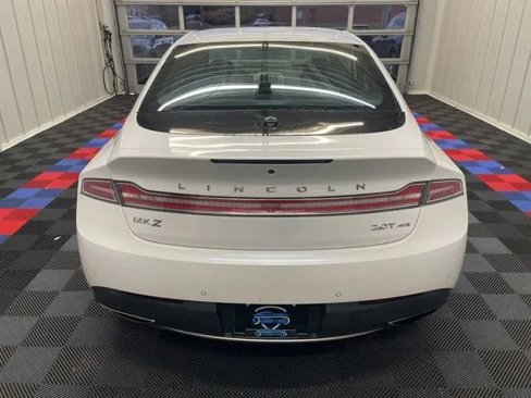 Used 2019 Lincoln MKZ Reserve w/ Reserve Plus Package image 4