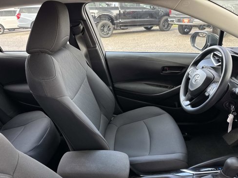 Used 2022 Toyota Corolla LE image 8
