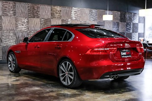 Used 2017 Jaguar XE Prestige image 12