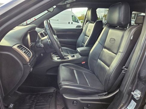 Used 2017 Jeep Grand Cherokee Overland image 14