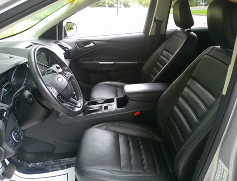 Used 2018 Ford Escape SEL image 36