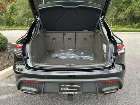 New 2025 Porsche Macan image 28