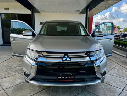 Used 2018 Mitsubishi Outlander SE image 6