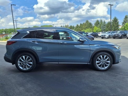 Used 2022 INFINITI QX50 Luxe image 7