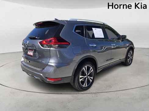 Used 2020 Nissan Rogue SV w/ Premium Package image 4
