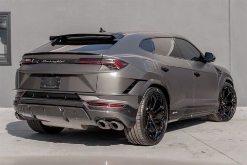 Used 2023 Lamborghini Urus Performante image 6