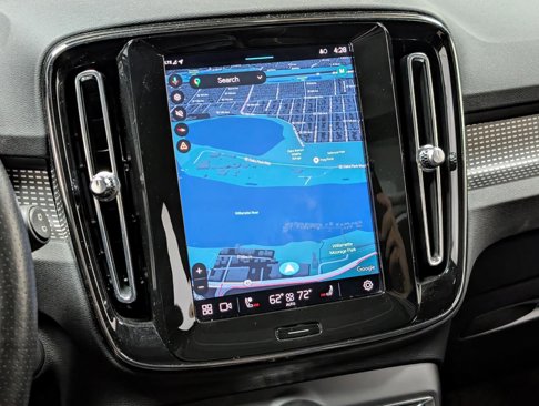 Used 2021 Volvo XC40 P8 Recharge w/ Advanced Package image 37