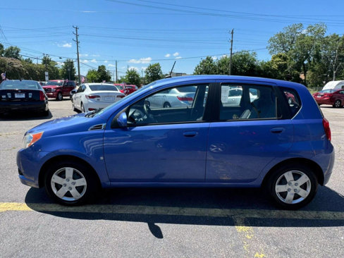 Used 2009 Chevrolet Aveo5 LT w/ Power and Convenience Package image 9