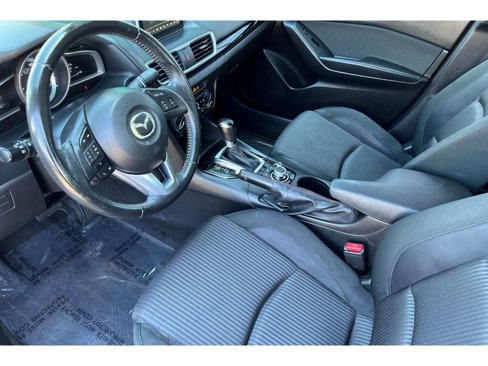 Used 2015 MAZDA MAZDA3 i Touring image 11