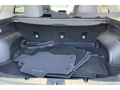 Used 2022 Subaru Crosstrek 2.0i Premium image 17