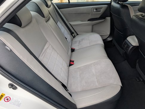 Used 2017 Toyota Camry XSE image 5