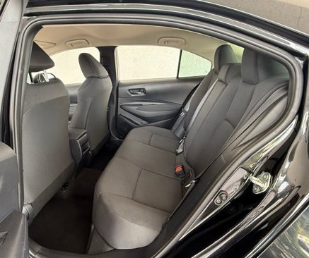 Used 2022 Toyota Corolla LE image 15