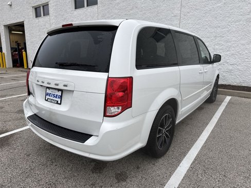 Used 2016 Dodge Grand Caravan SXT image 13