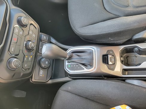 Used 2022 Jeep Renegade Latitude w/ Convenience Group image 15