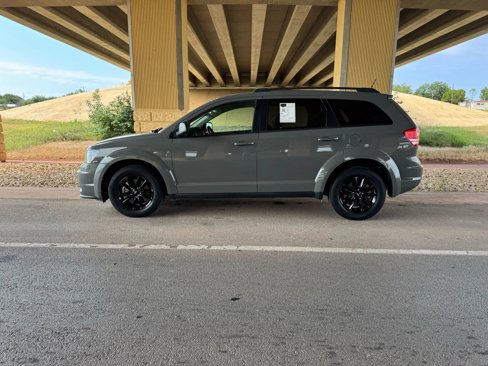 Used 2020 Dodge Journey SE w/ SE Popular Equipment Group image 6