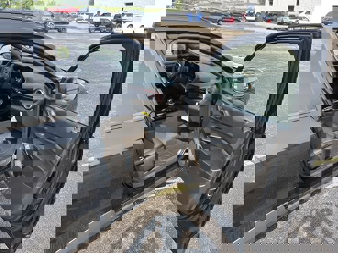 New 2025 Chevrolet Trax RS w/ Sunroof Package image 27