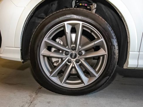 Certified 2025 Audi Q3 2.0T Premium image 54