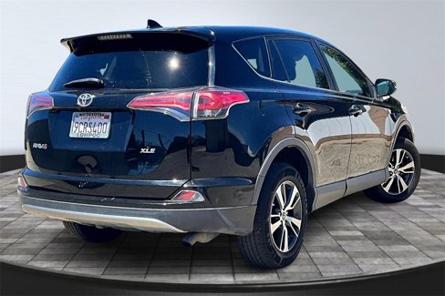Used 2018 Toyota RAV4 XLE image 13