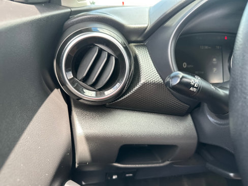 Used 2022 Nissan Kicks SV image 24