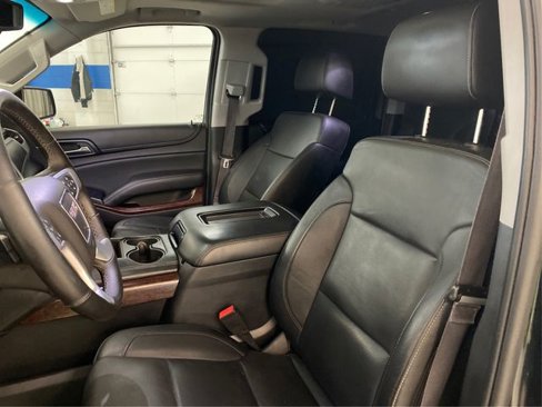 Used 2015 GMC Yukon XL SLT w/ Open Road Package image 9