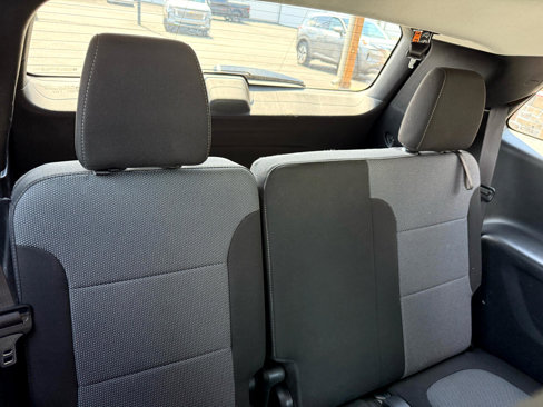 Used 2020 Chevrolet Traverse LT image 23