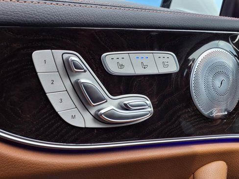 Used 2018 Mercedes-Benz E 400 Cabriolet image 11