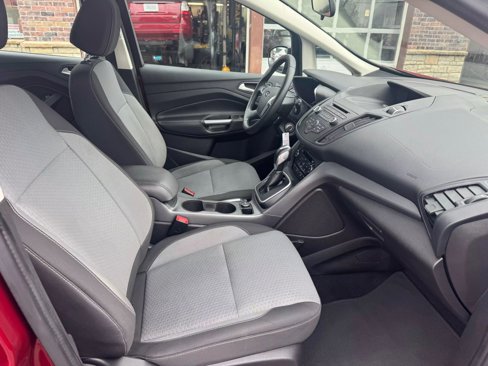 Used 2017 Ford C-MAX Energi SE w/ Cold Weather Package image 29